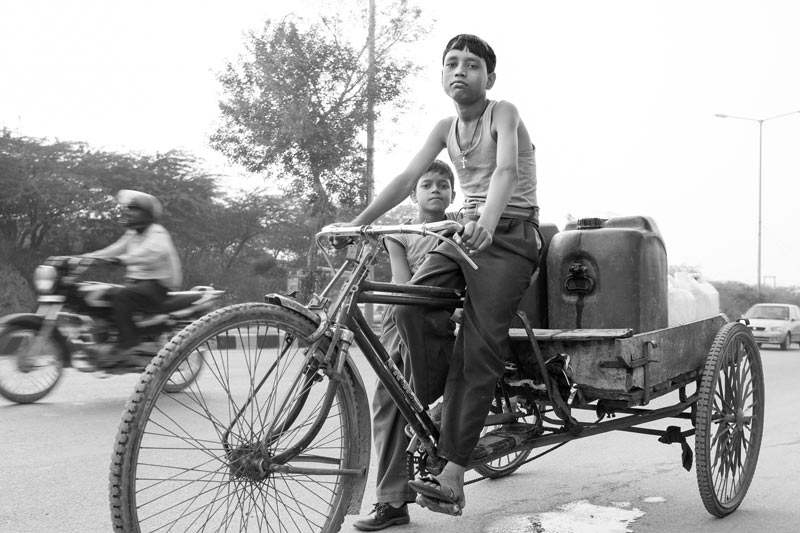 Human Right to Water in Delhi - Transporting water purchased from a distant piped water network